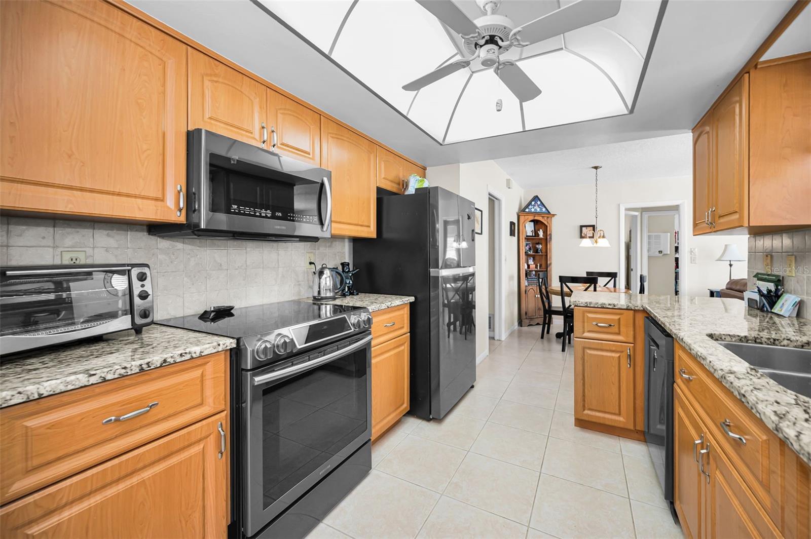 WILSHIRE ESTATES - Residential