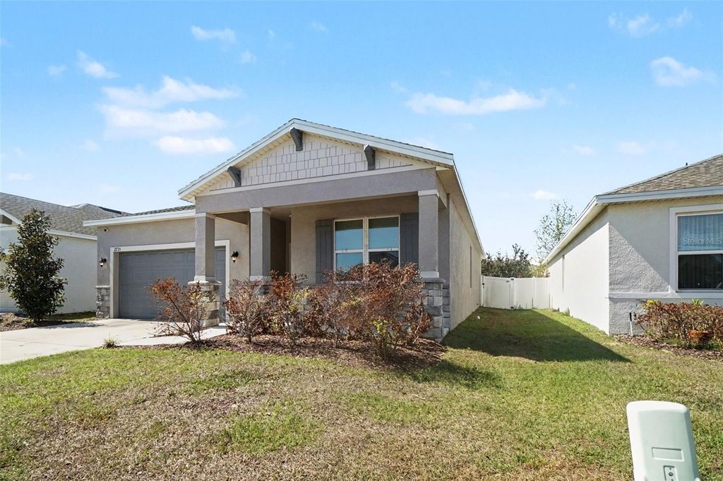 Photo of 2735 Rowan Street, Tavares, FL 32778 (MLS # O6386245)