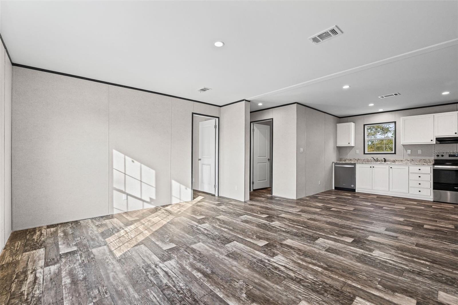 CHARLOTTE RANCHETTES 479 - Residential