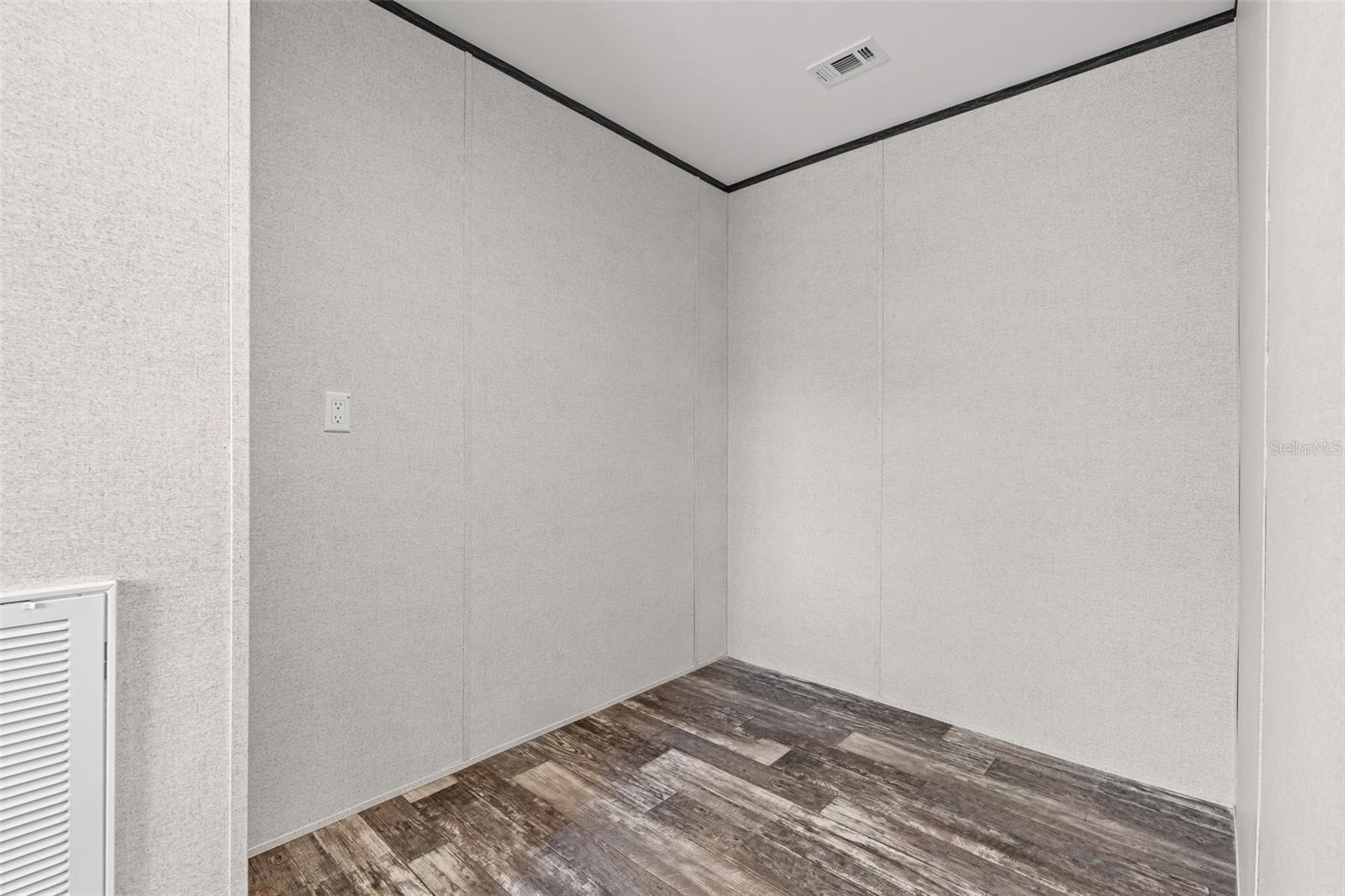 CHARLOTTE RANCHETTES 479 - Residential