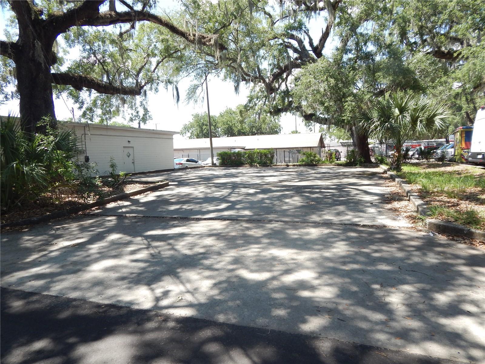 1503 N MAIN STREET