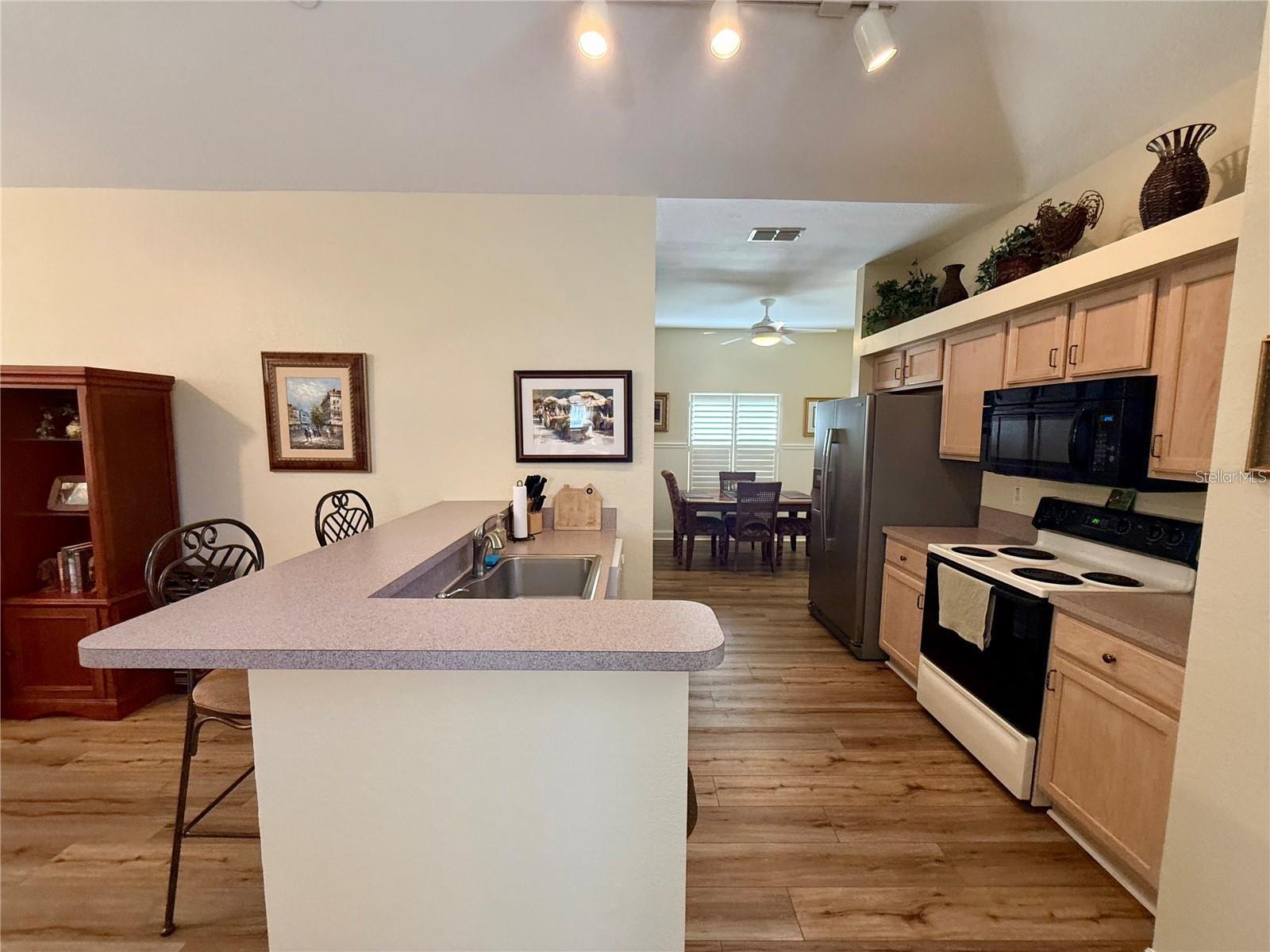 OAK RUN THE FOUNTAINS - Residential Lease