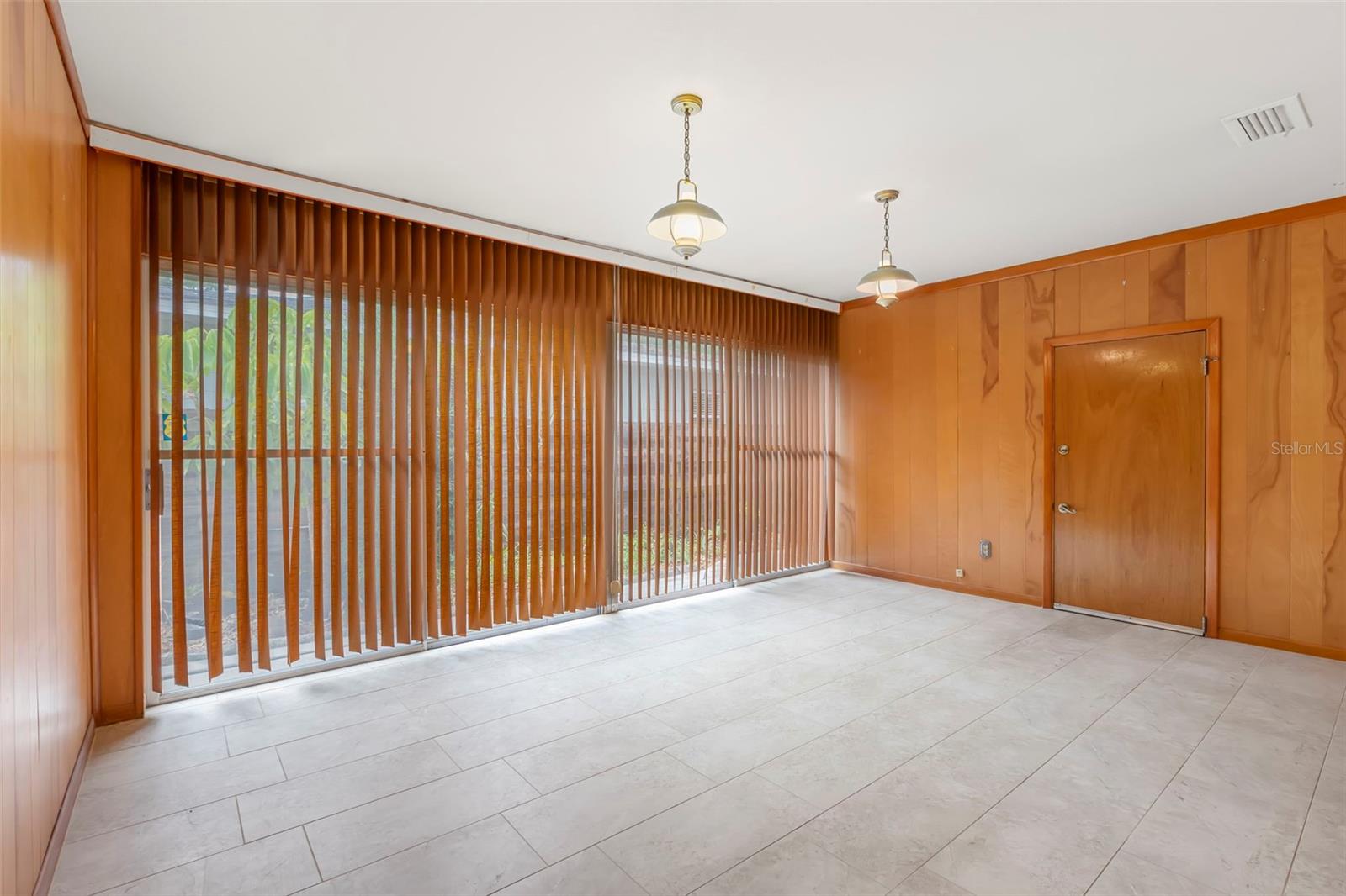 SUNSET PARK - Residential