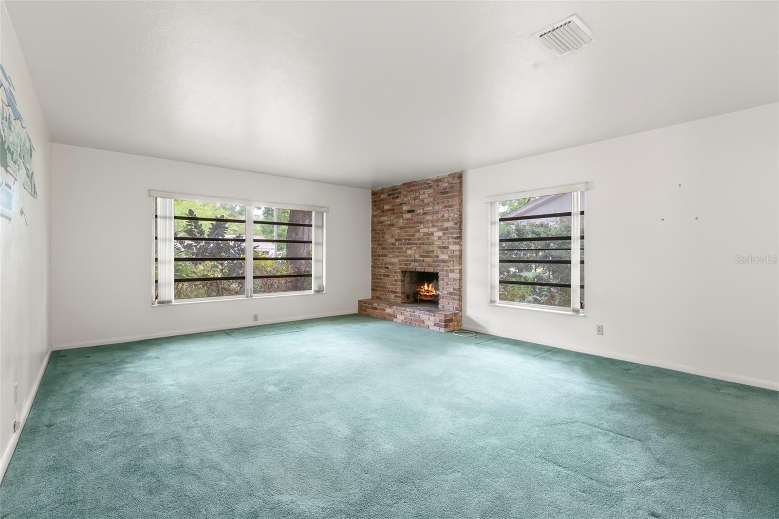SUNSET PARK - Residential