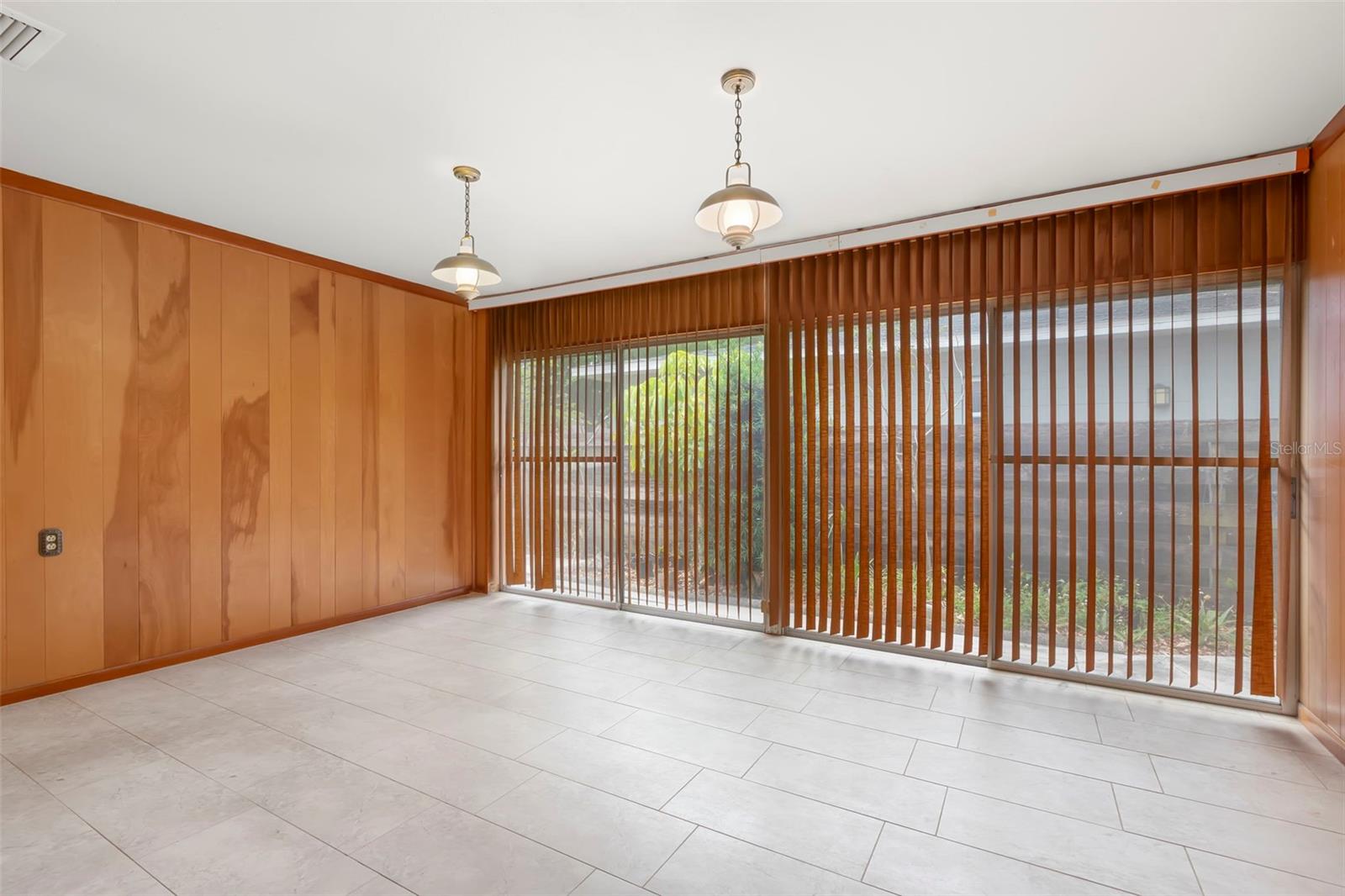 SUNSET PARK - Residential