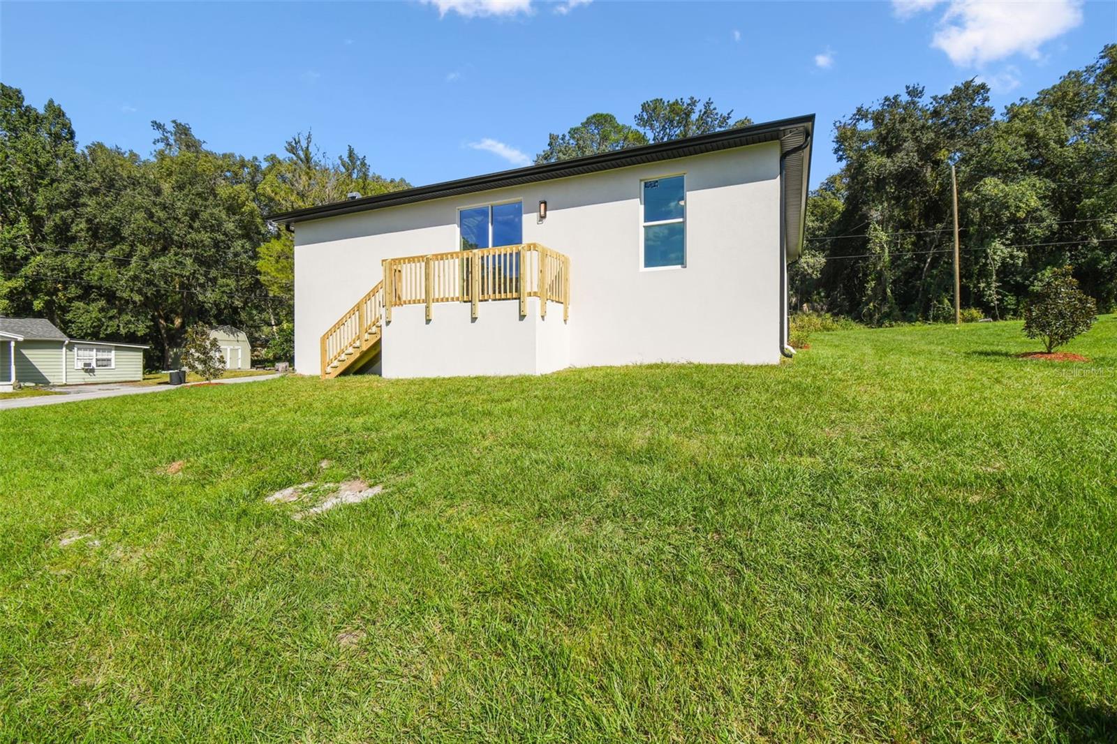 GARYS MRS T H ADD - Residential Lease