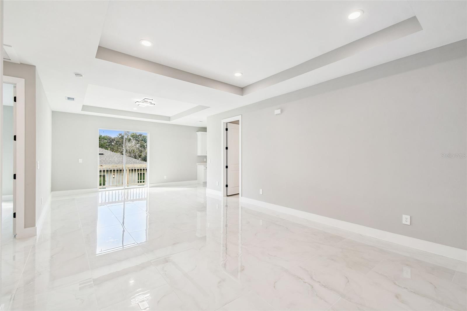 GARYS MRS T H ADD - Residential Lease