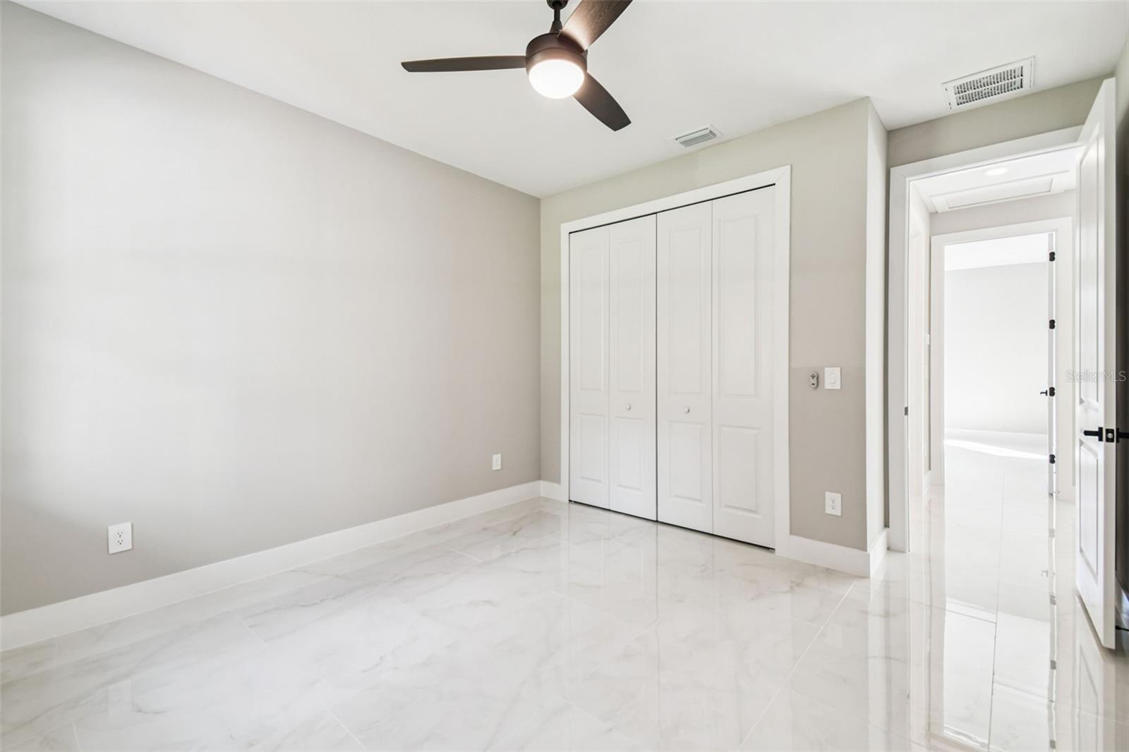 GARYS MRS T H ADD - Residential Lease