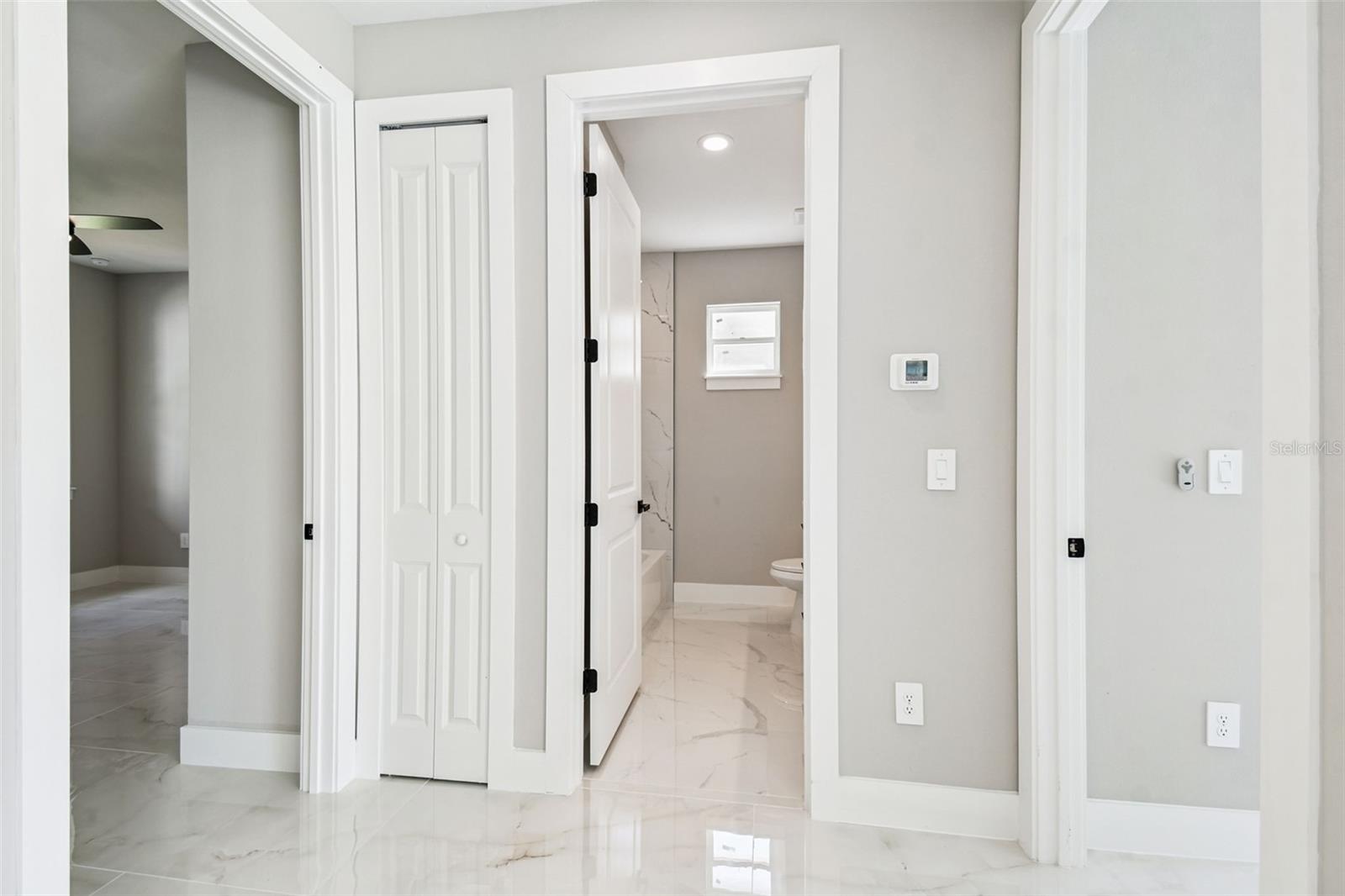 GARYS MRS T H ADD - Residential Lease