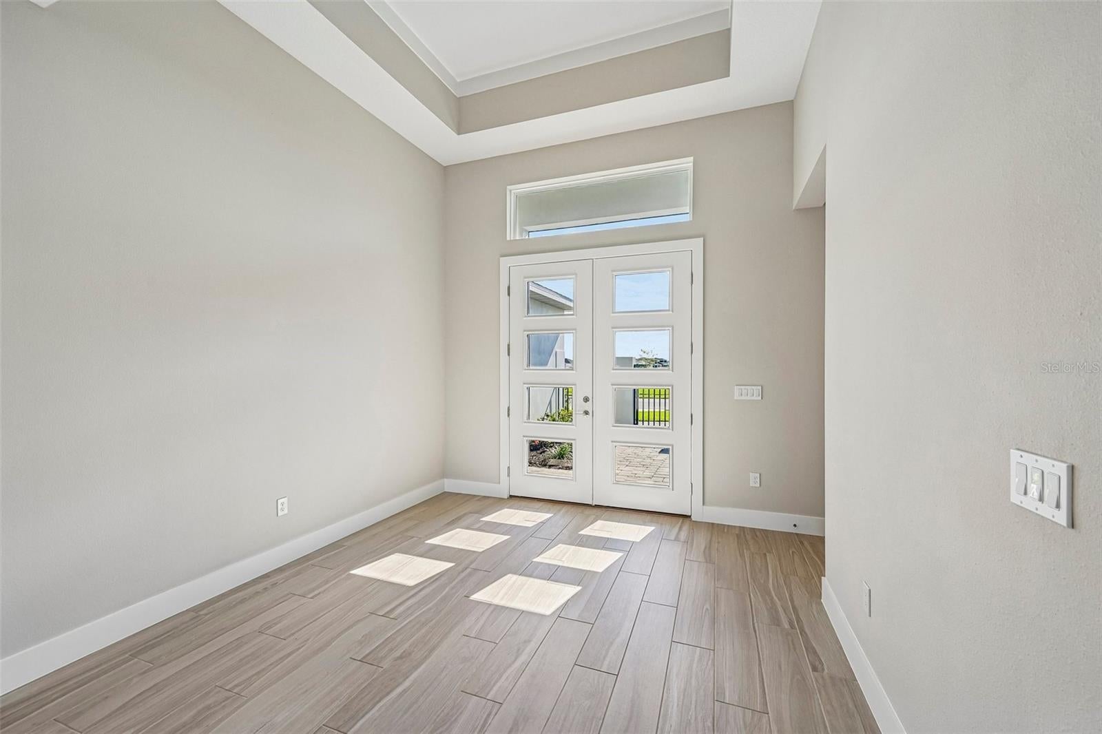 8530 SALMAR LOOP
