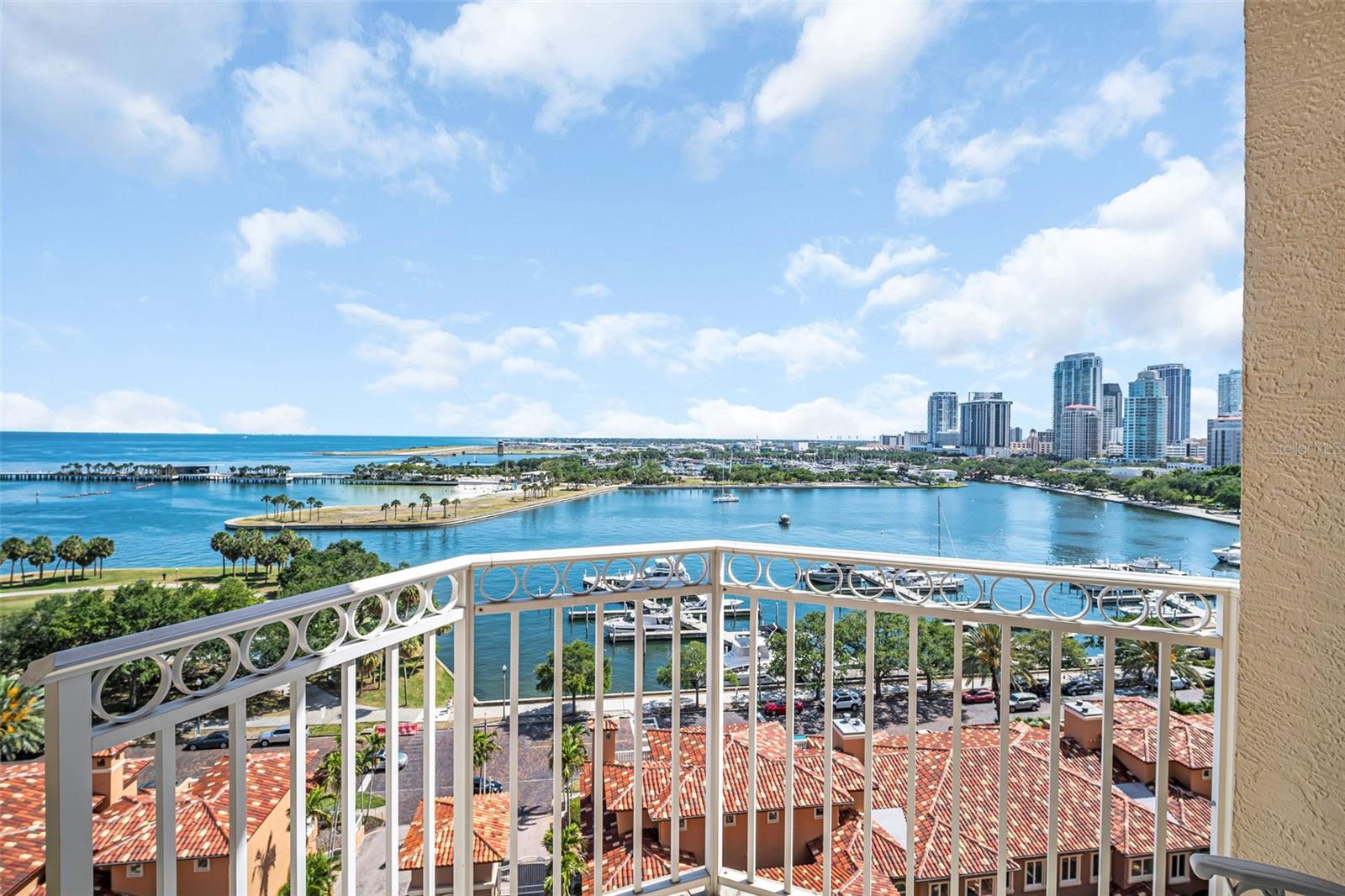 VINOY PLACE CONDO - Residential