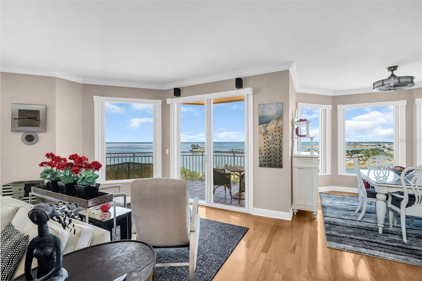 VINOY PLACE CONDO - Residential