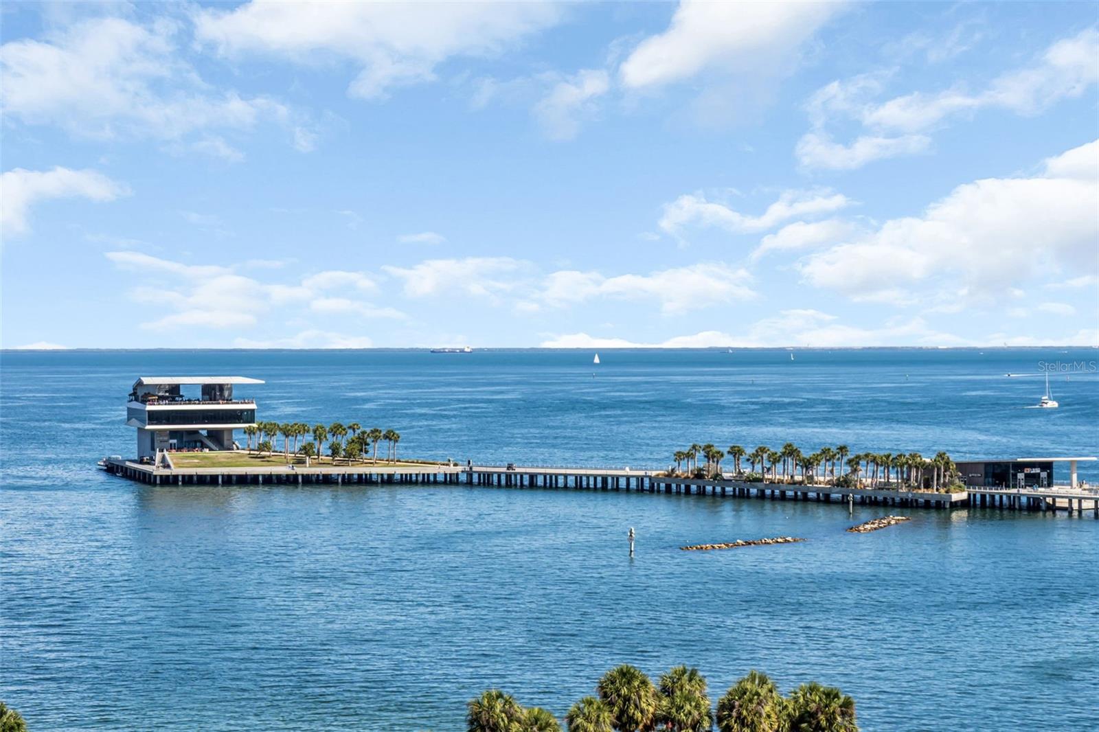 VINOY PLACE CONDO - Residential