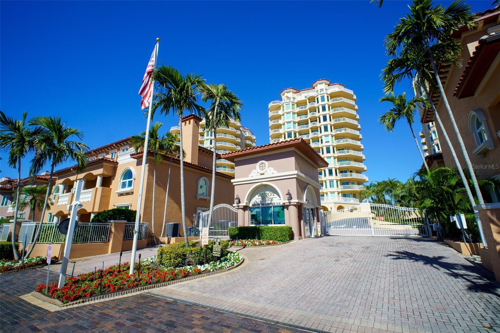 VINOY PLACE CONDO - Residential