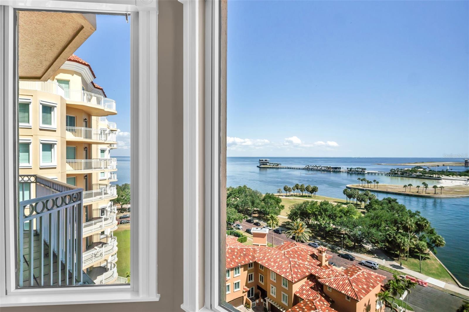 VINOY PLACE CONDO - Residential
