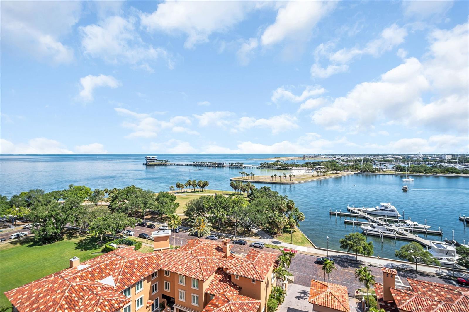 VINOY PLACE CONDO - Residential