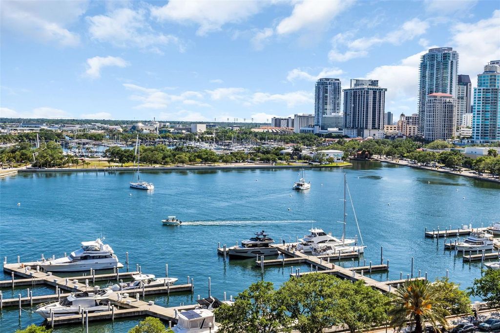 Photo of 555 5th Avenue NE #1122, St Petersburg, FL 33701 (MLS # TB8502622)