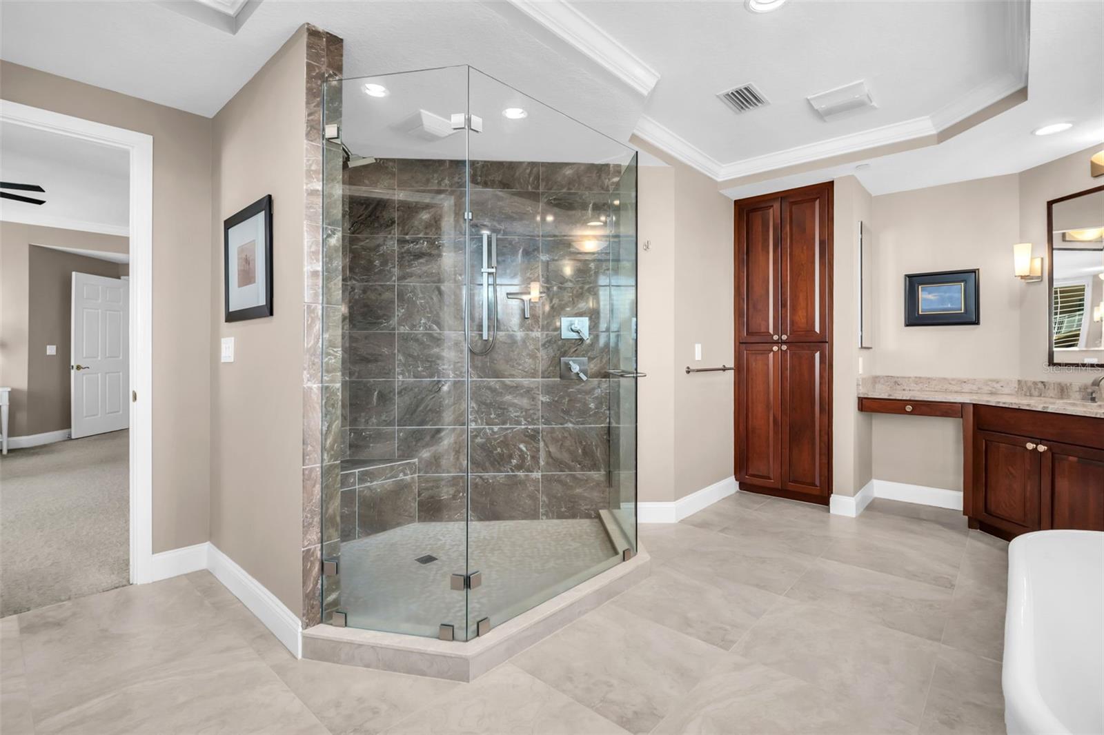 VINOY PLACE CONDO - Residential