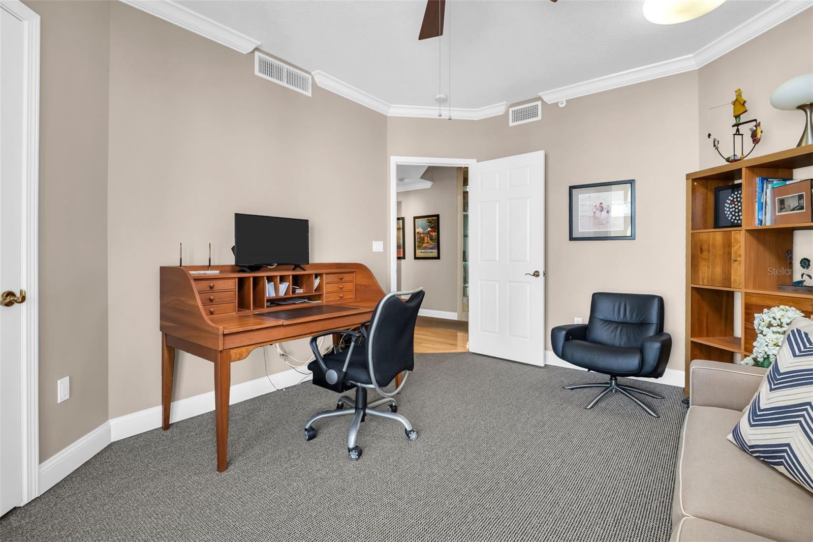 VINOY PLACE CONDO - Residential