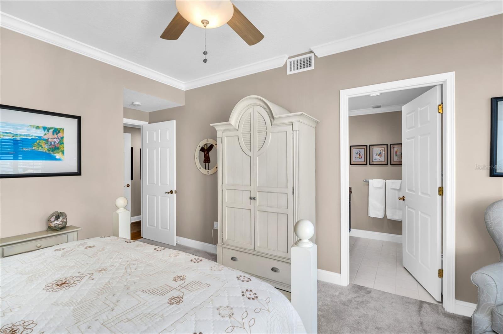 VINOY PLACE CONDO - Residential