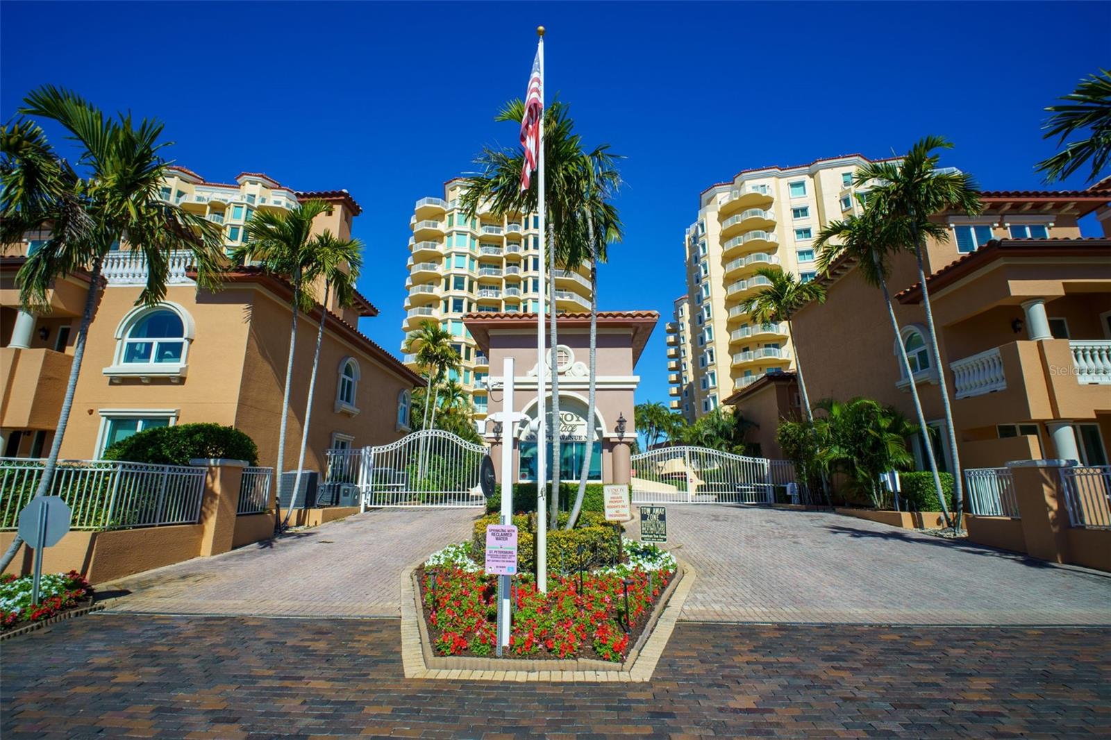 VINOY PLACE CONDO - Residential