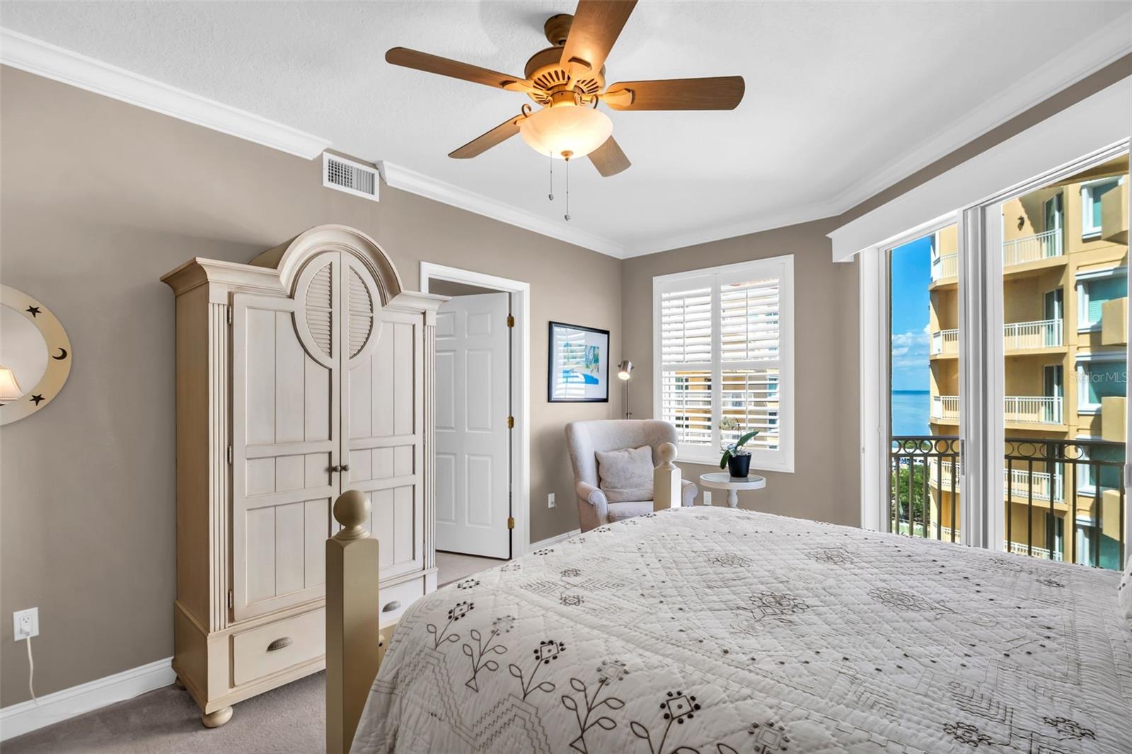 VINOY PLACE CONDO - Residential