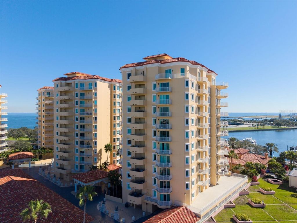 Photo of 555 5th Avenue NE #1122, St Petersburg, FL 33701 (MLS # TB8502622)