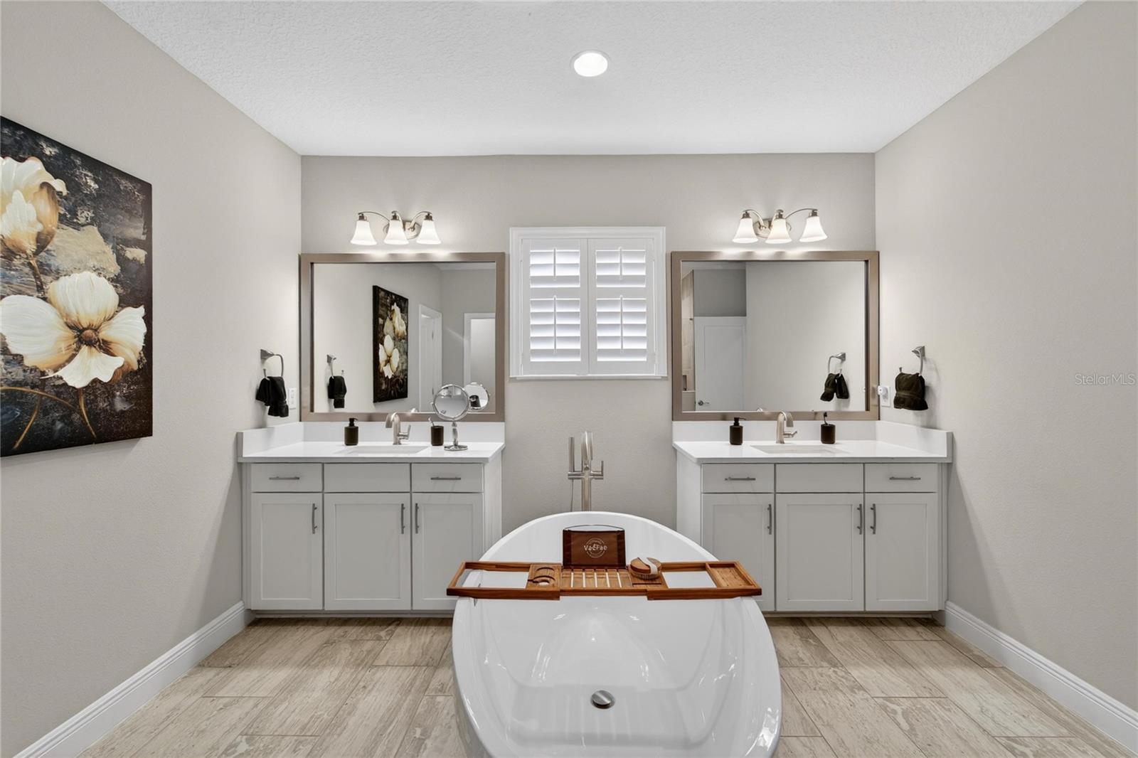 SANCTUARY/JOHN MOORE ROAD - Residential