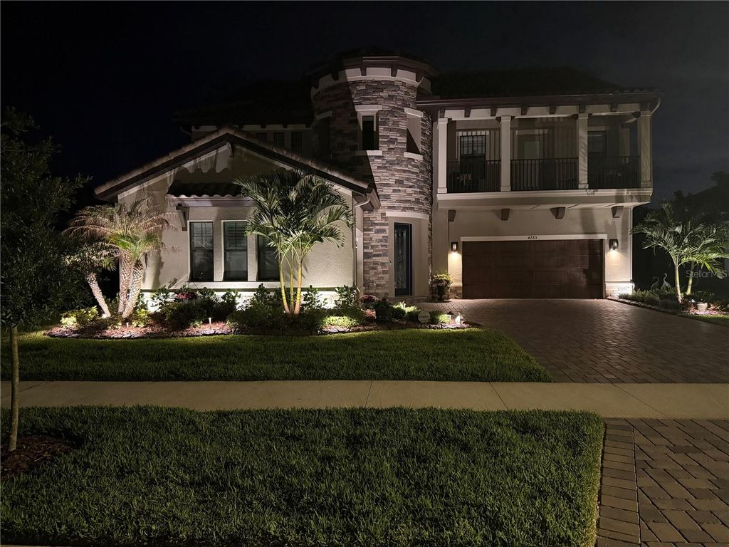 Photo of 4285 Star View Place, Brandon, FL 33511 (MLS # TB8510685)