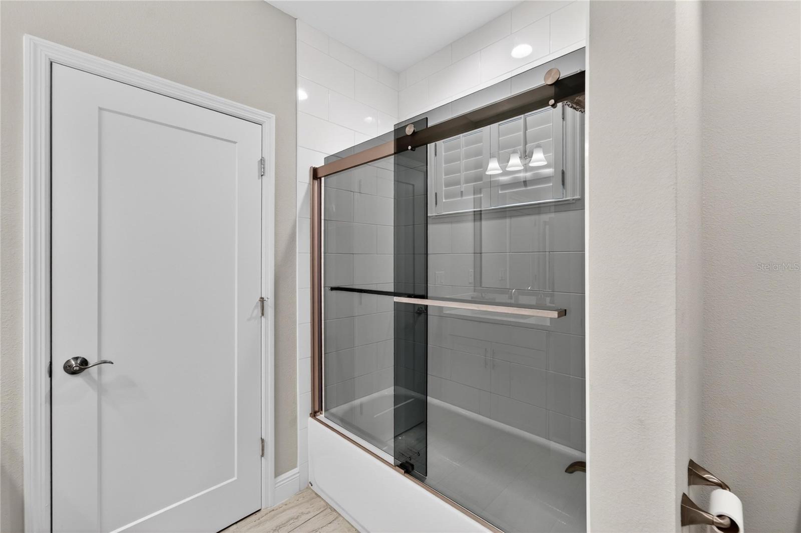 SANCTUARY/JOHN MOORE ROAD - Residential