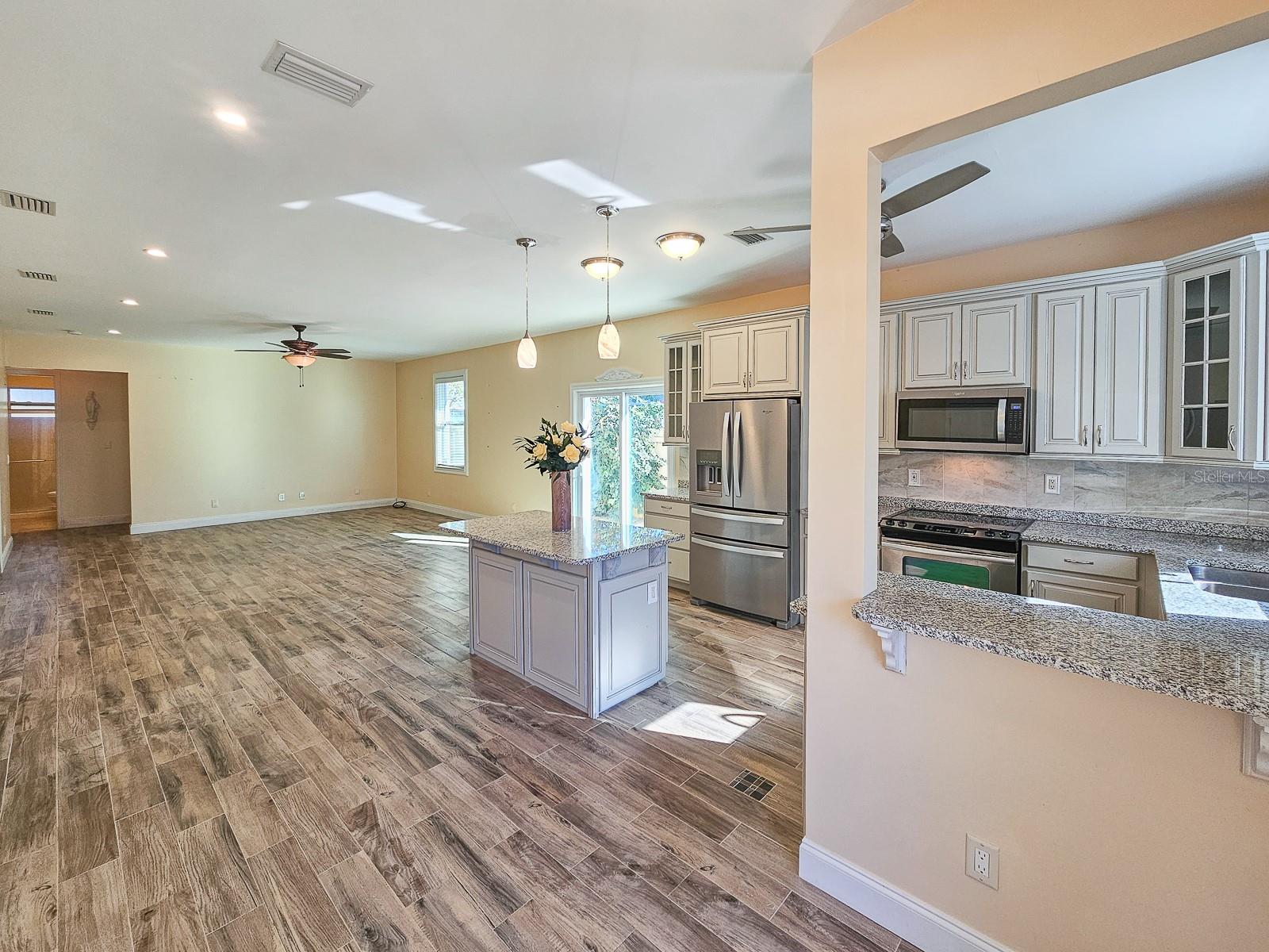 MASON & CARSWELLS HOLLY HILL - Residential