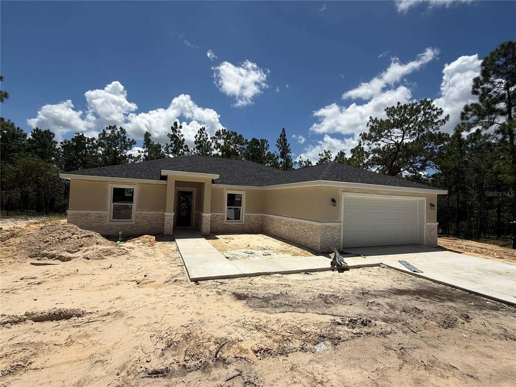 Photo of 23383 NW Mallard Avenue, Dunnellon, FL 34431 (MLS # GC542562)