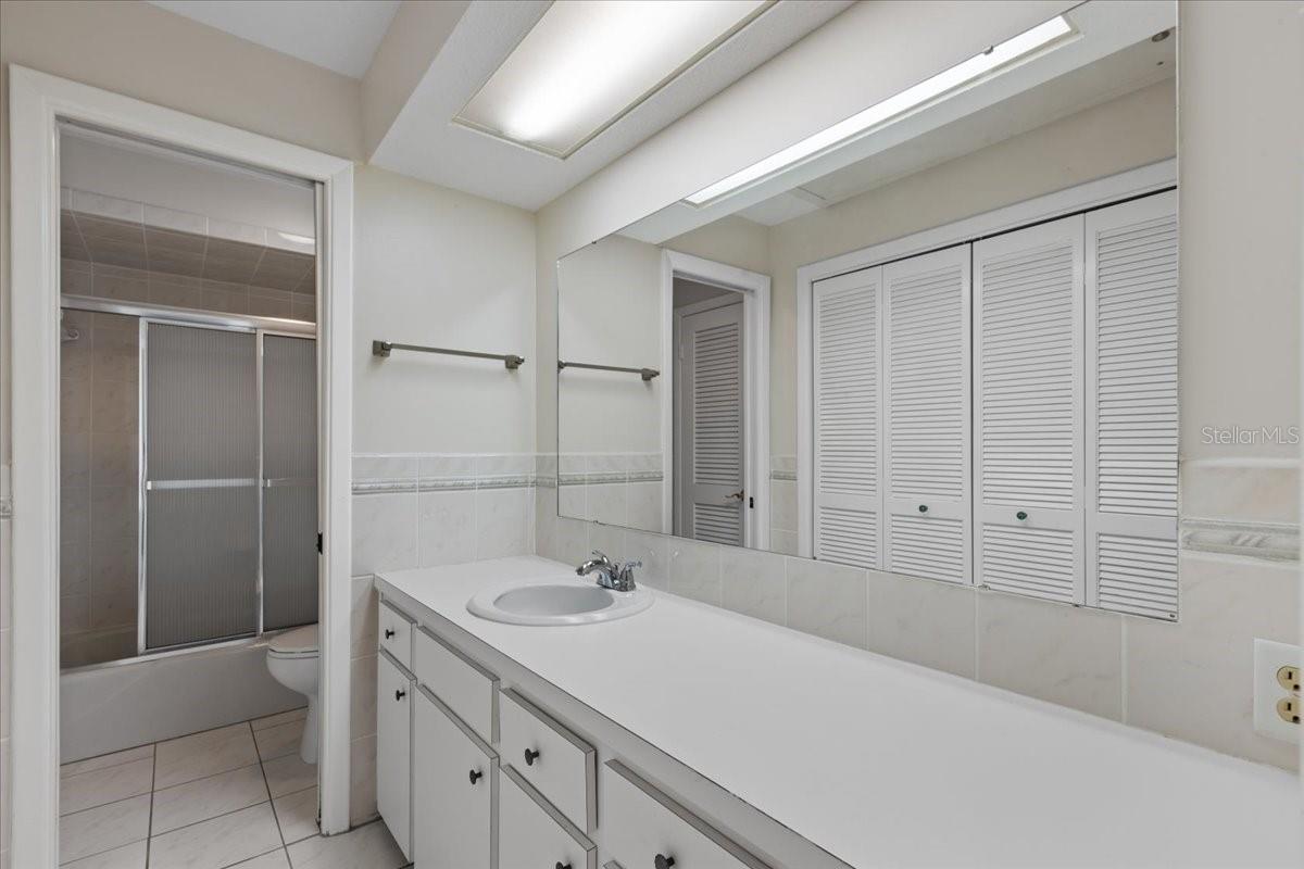 BAY VILLA CONDO - Residential