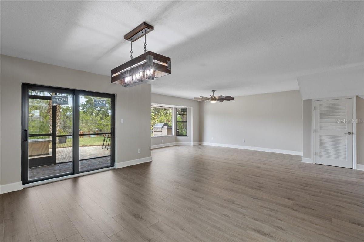 BAY VILLA CONDO - Residential