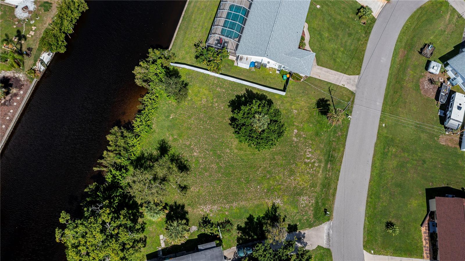 PORT CHARLOTTE SEC 002 - Land