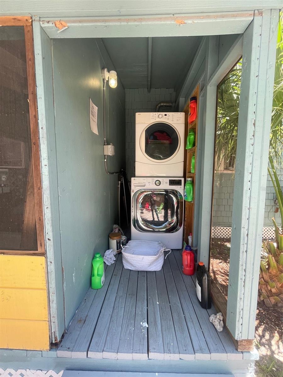 SPRING HILL REV - Residential Lease