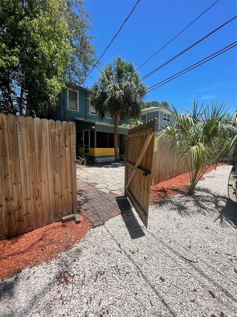 SPRING HILL REV - Residential Lease