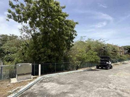 304 AVE LA PARGUERA