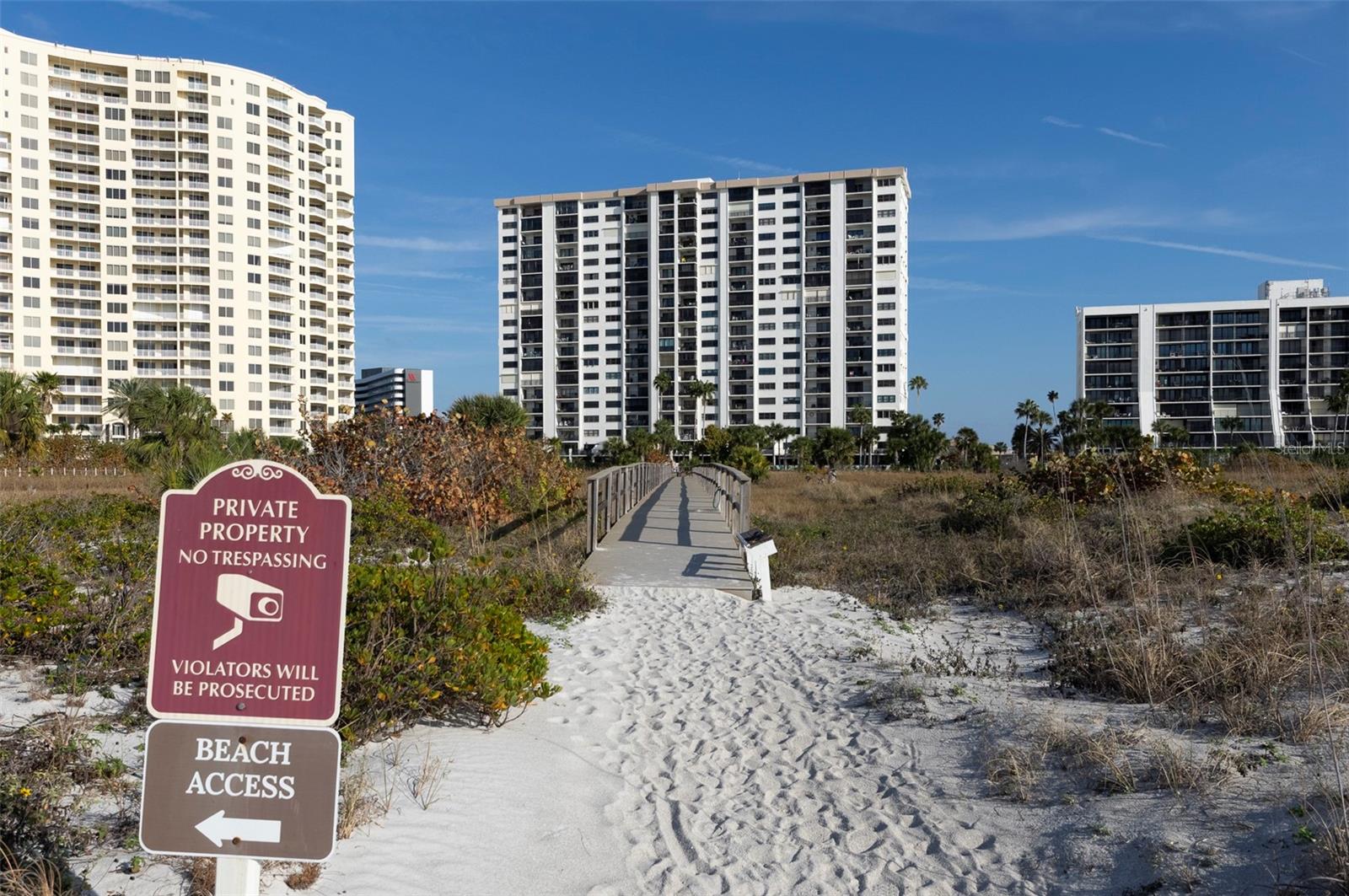 LANDMARK TOWERS 1 - Residential