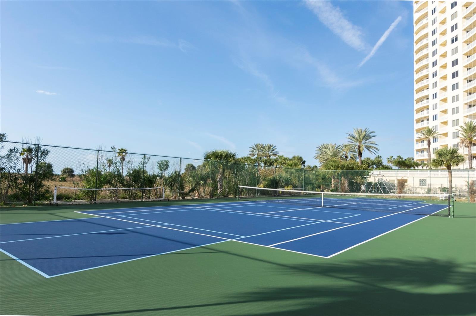 LANDMARK TOWERS 1 - Residential