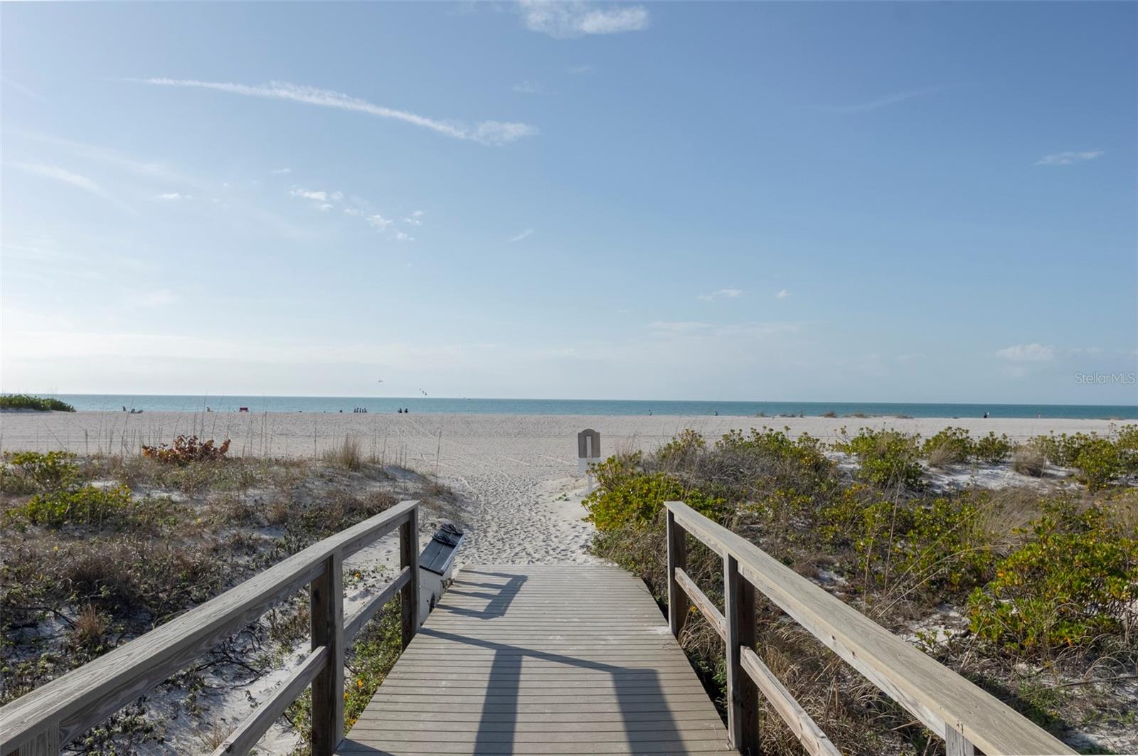 LANDMARK TOWERS 1 - Residential