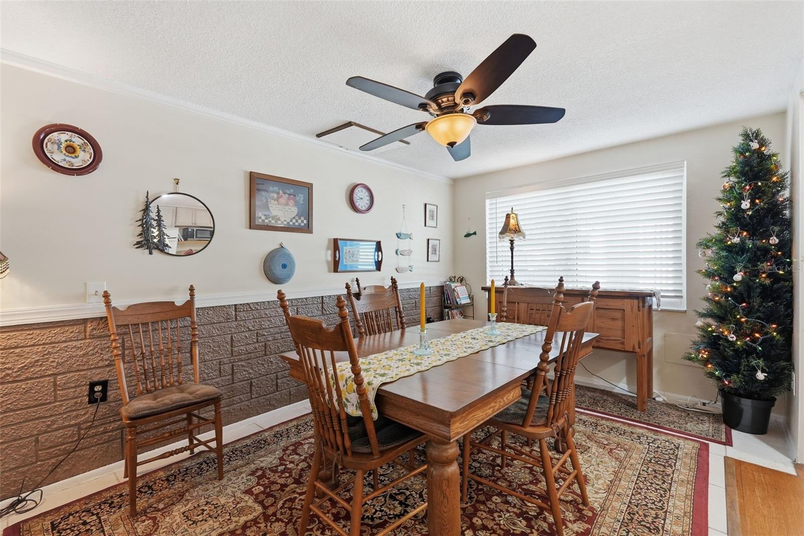 HOLIDAY LAKE ESTATES - Residential