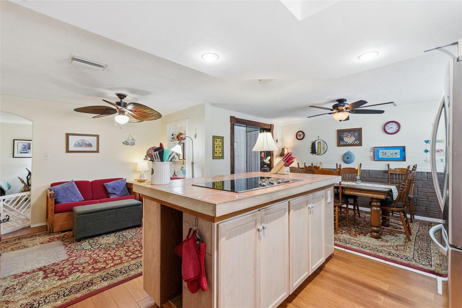 HOLIDAY LAKE ESTATES - Residential