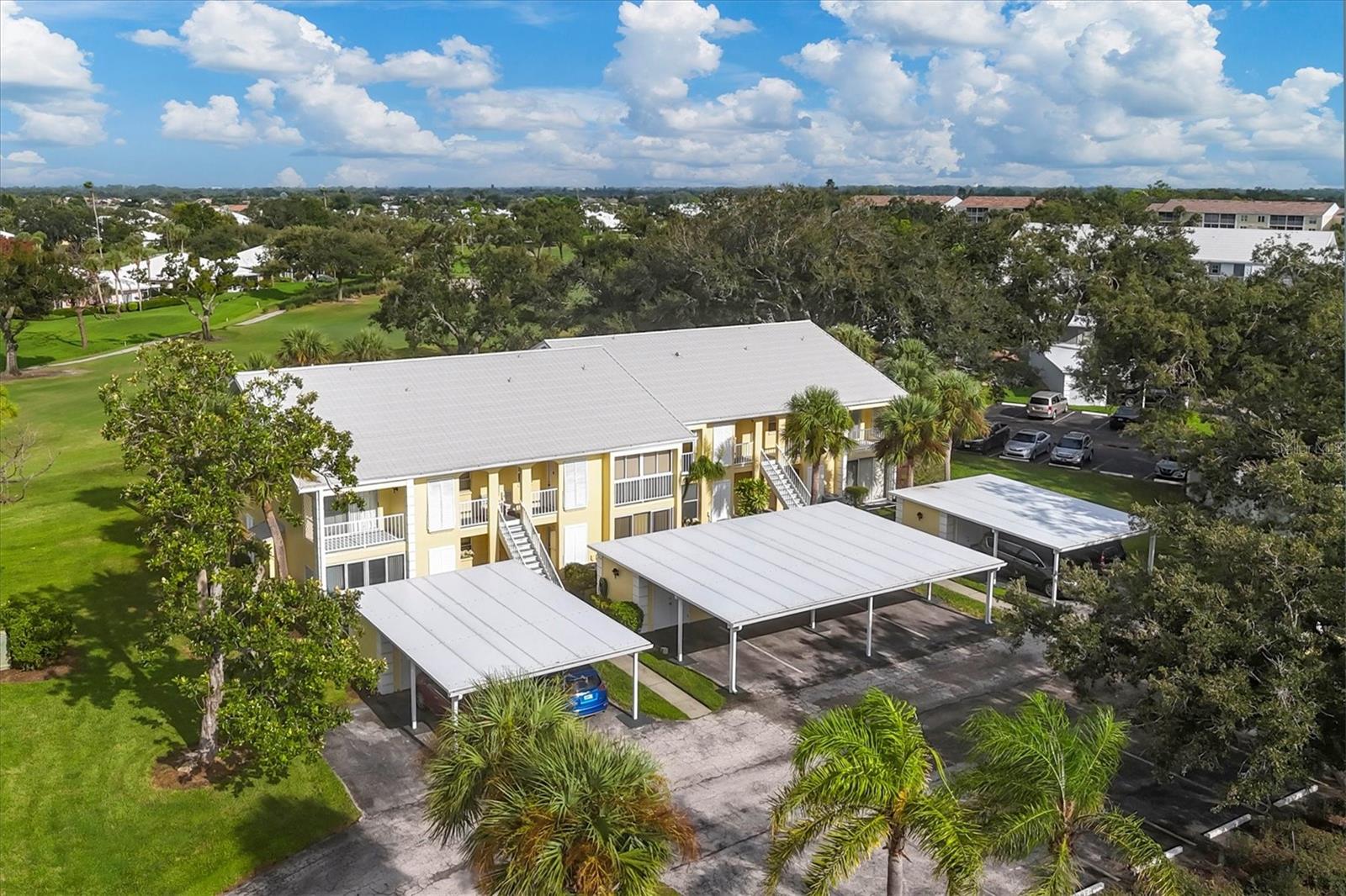 WESTCHESTER GARDEN & PLAN - Residential