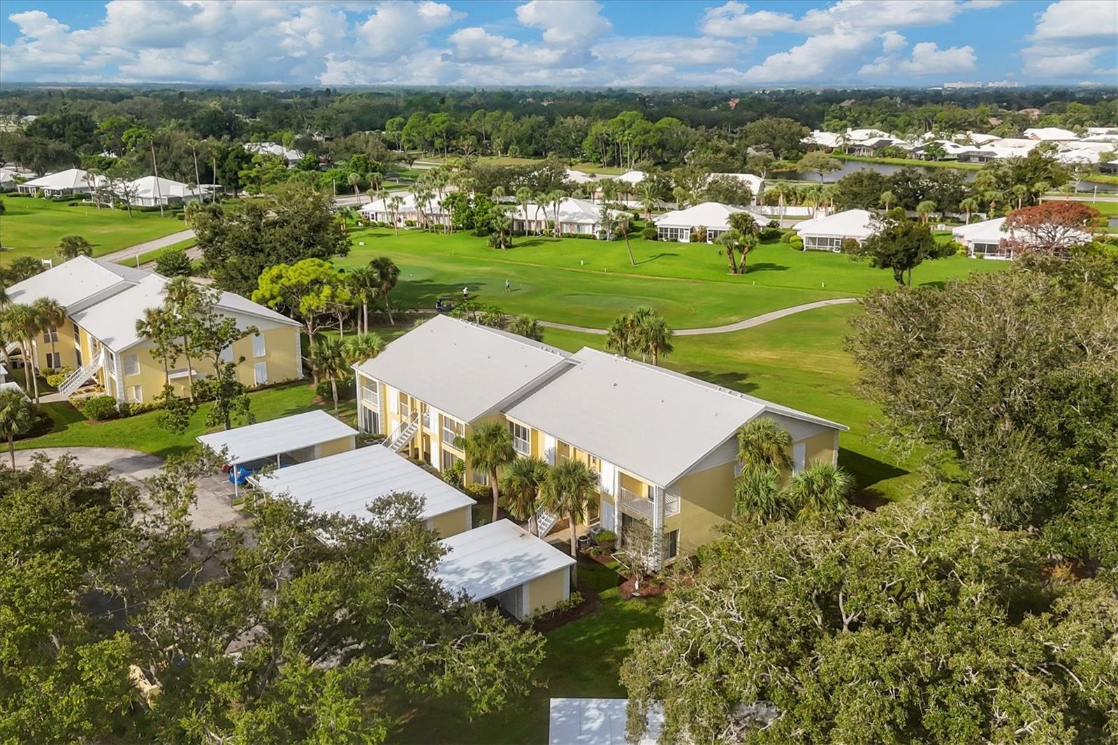 WESTCHESTER GARDEN & PLAN - Residential