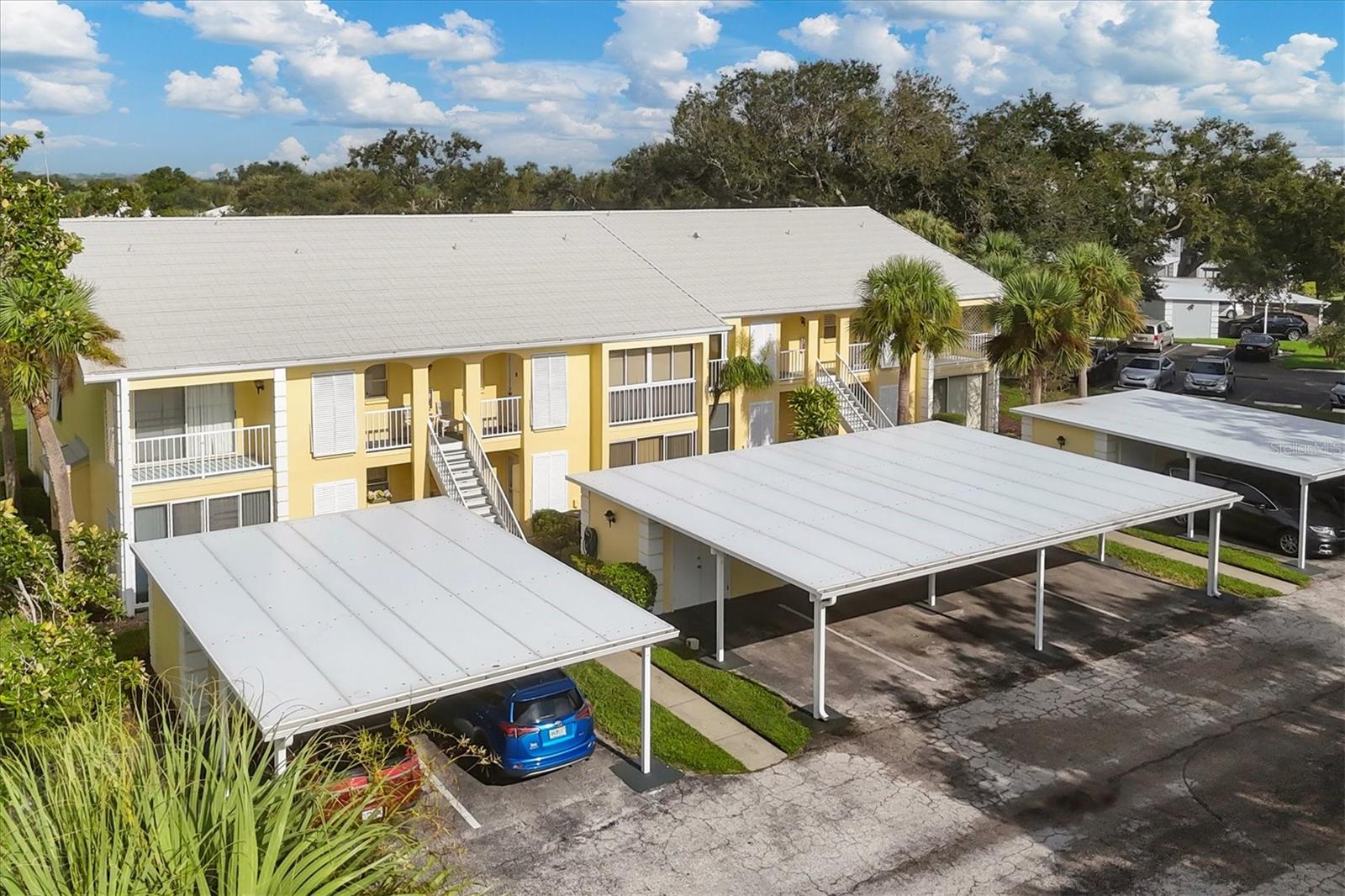 WESTCHESTER GARDEN & PLAN - Residential