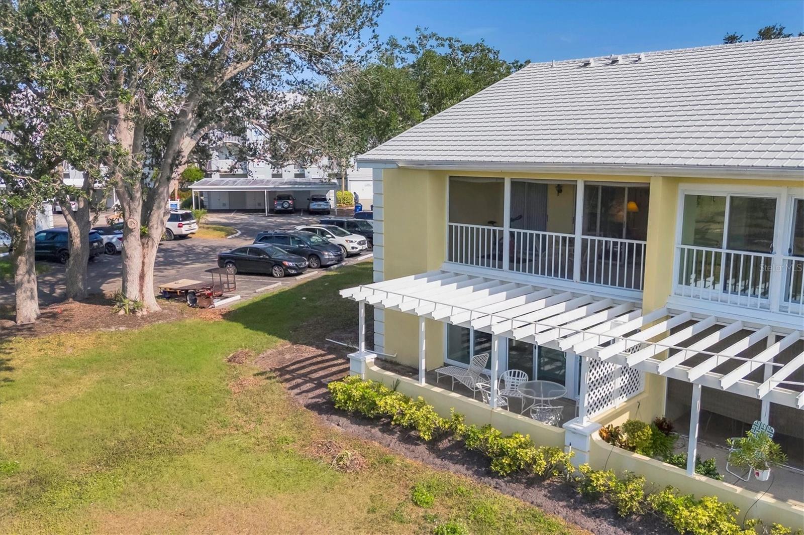 WESTCHESTER GARDEN & PLAN - Residential