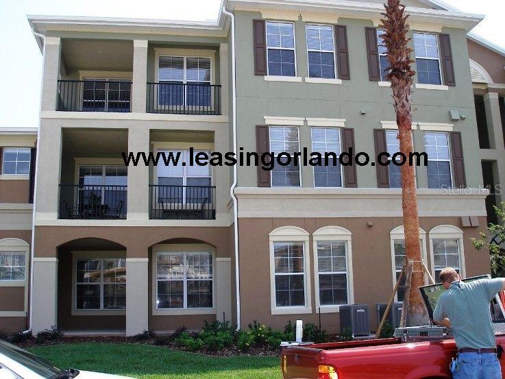 LAKESIDE/LKS/WINDERMERE - Residential Lease