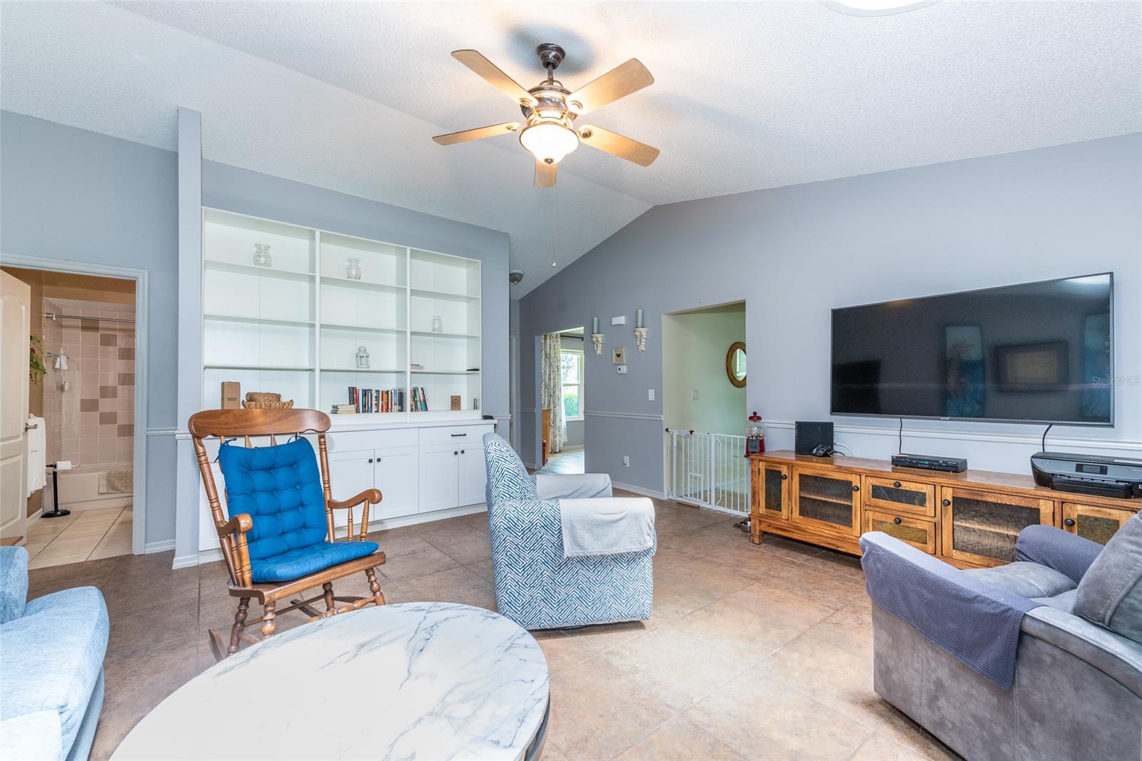 Florida Shores 03 - Residential