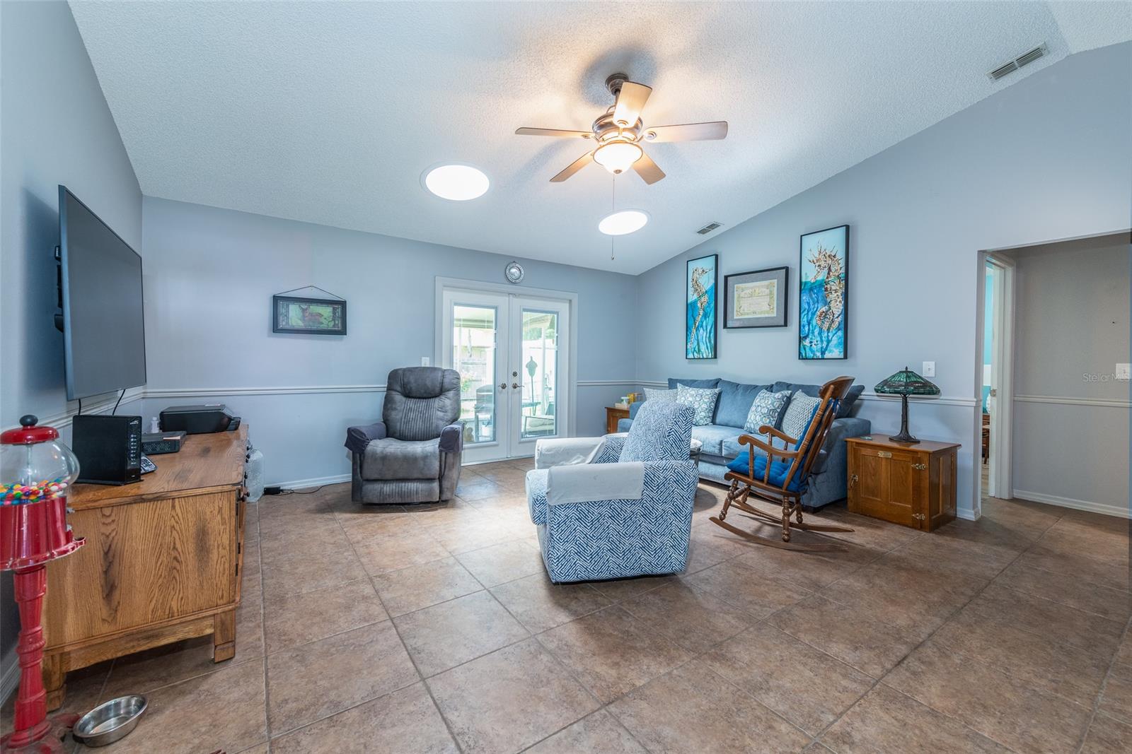 Florida Shores 03 - Residential